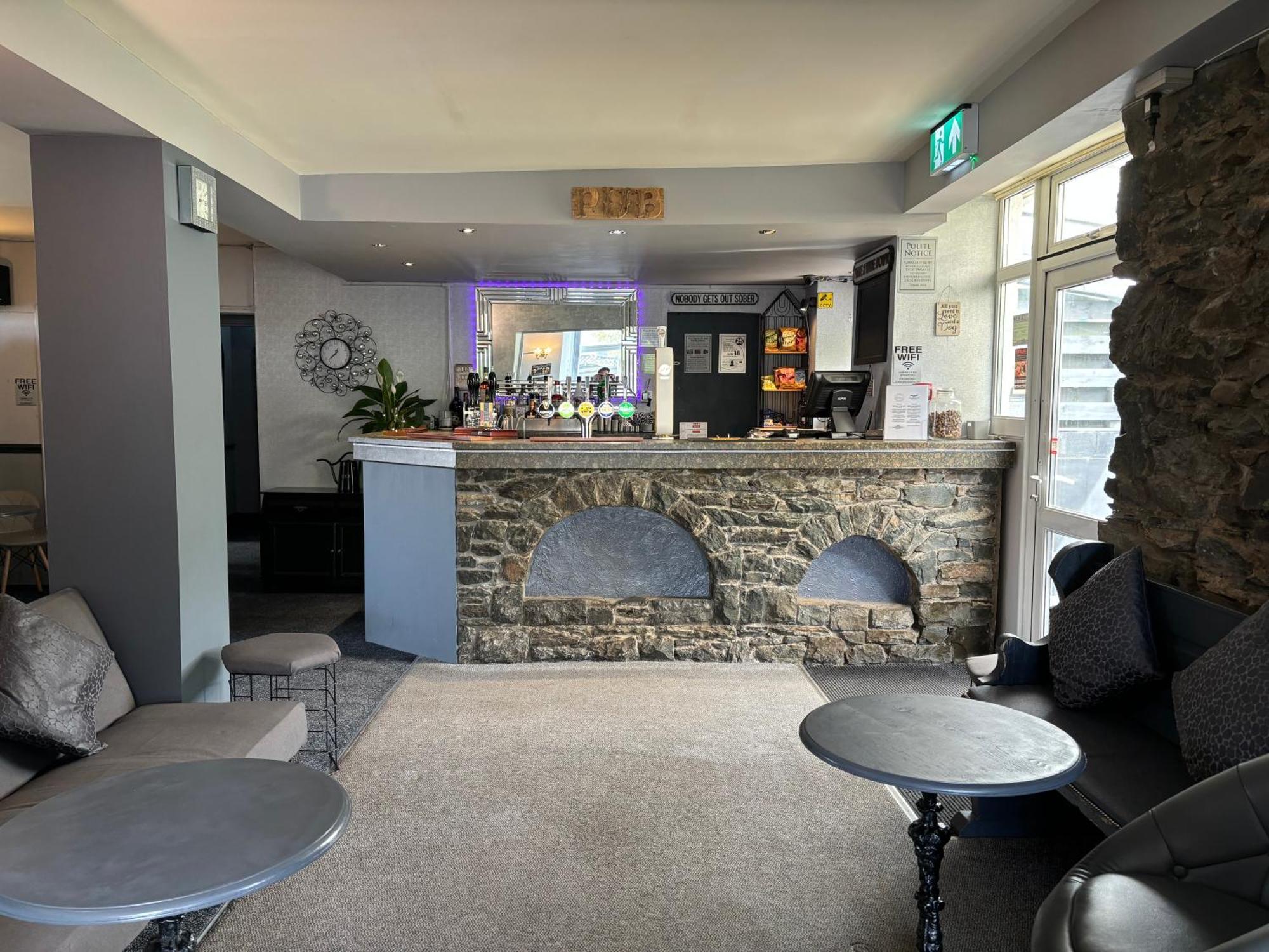 The Queens Hotel Harlech Exterior foto